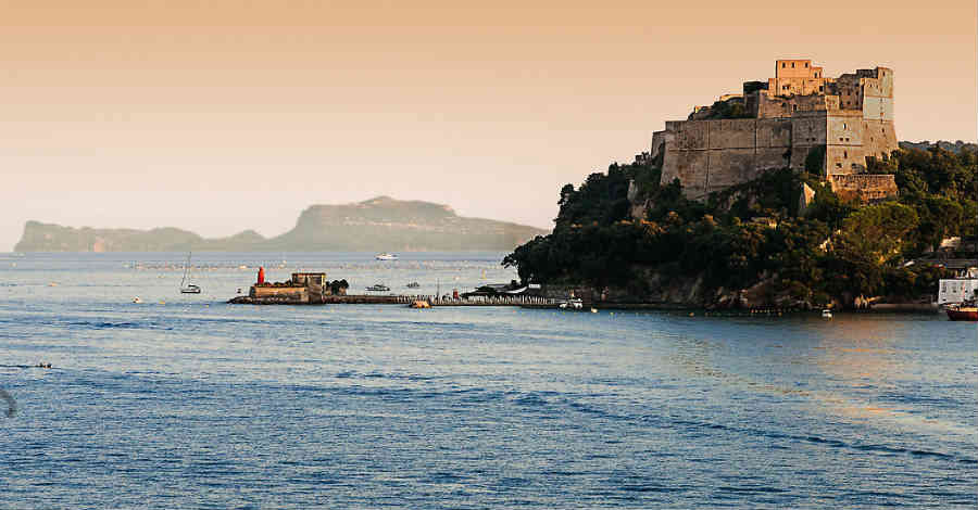 Risultati immagini per castello aragonese di baia